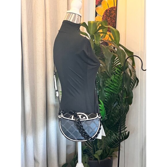 NEW WITH TAGS!  Authentic Tory Burch Black and White 1/2 Moon Fleming Handbag - Picture 9 of 10